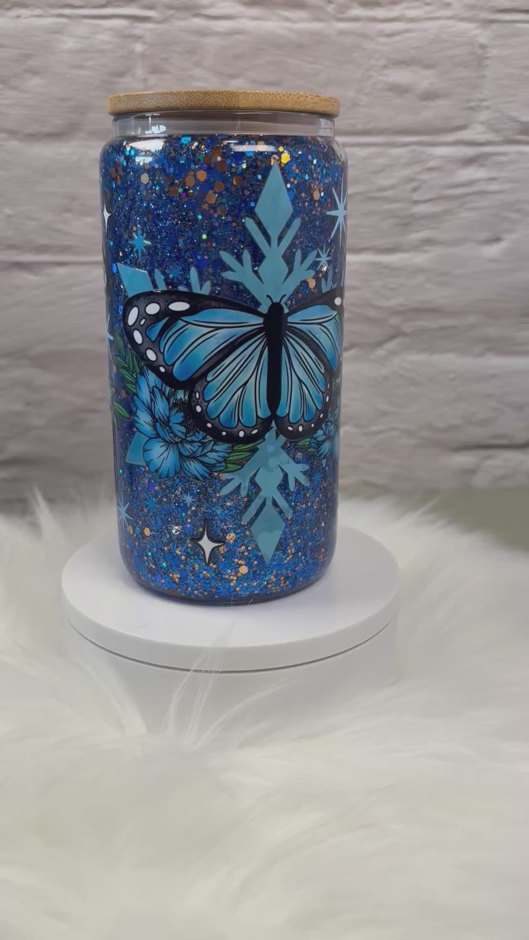 12oz Glass Snow Globe Suspended Flow