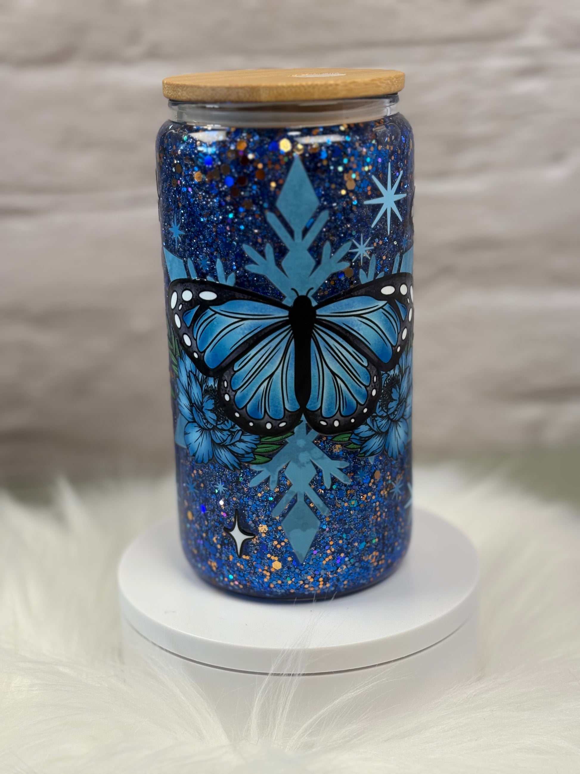 12oz Glass Snow Globe Suspended Flow