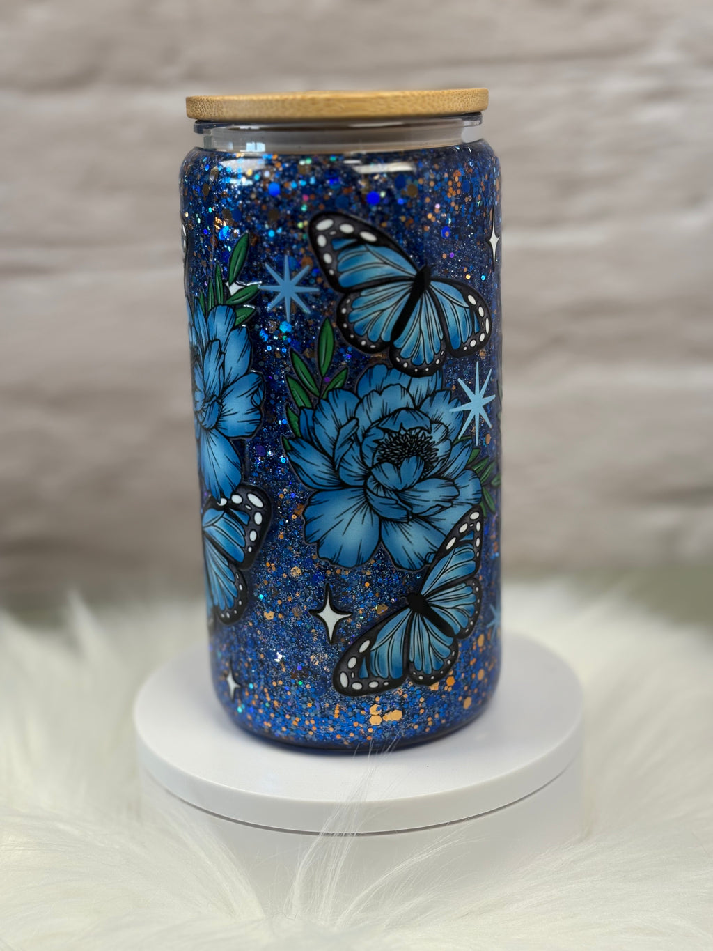 12oz Glass Snow Globe Suspended Flow