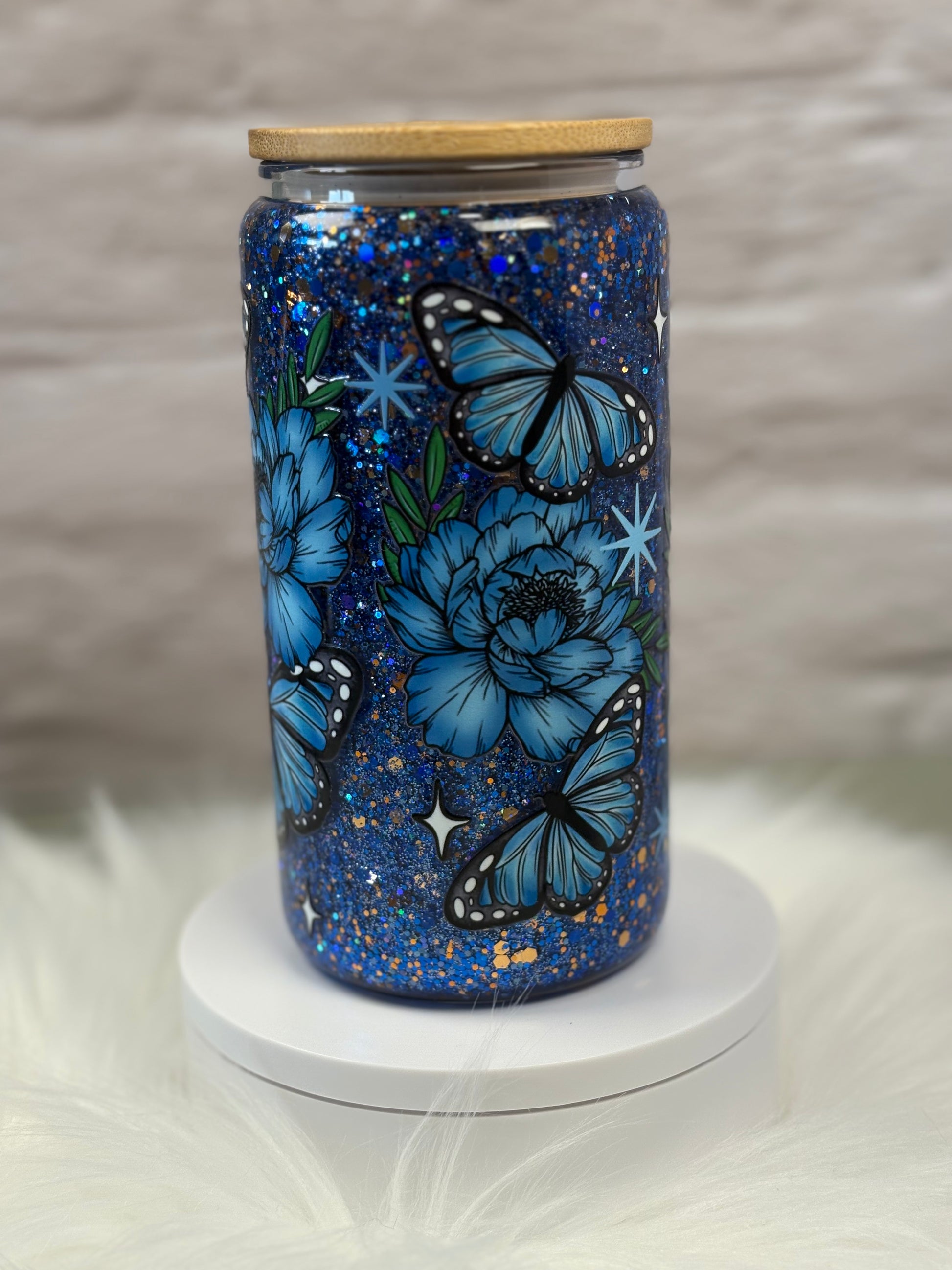 12oz Glass Snow Globe Suspended Flow