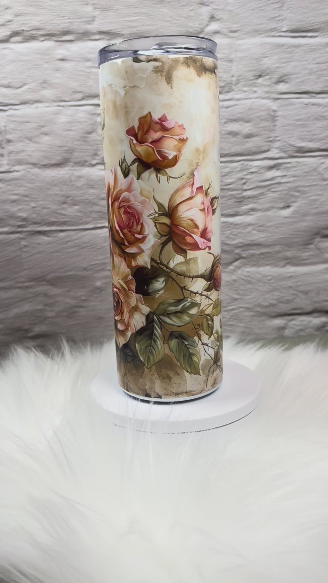 20oz Dainty Floral